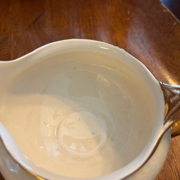 Vintage Nautilus Eggshell Iridescent Creamer & Sugar Set - Picture 7 of 11